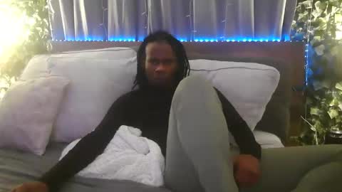 skyonetoo3 online show from December 22, 12:17 am