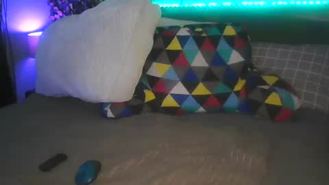 skyonetoo3 online show from November 23, 3:37 am