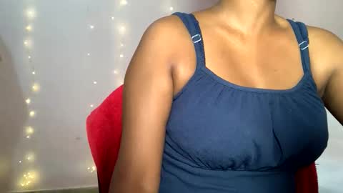 slanggirl online show from June 7, 10:15 pm