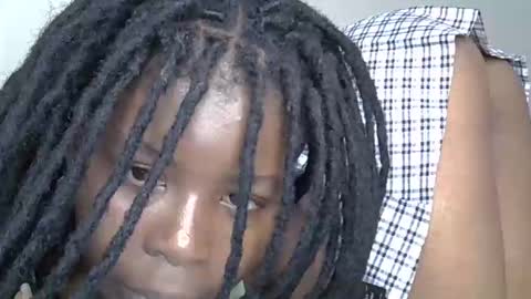 sleciah online show from November 21, 6:50 pm