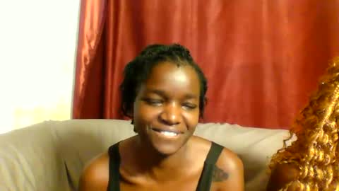 Snapshot of sleek_ass chatting on February 26, 1:43 pm sleek_ass online show from February 26, 1:43 pm