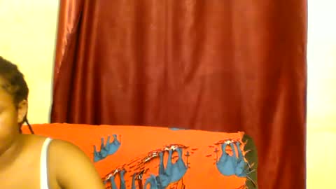 Snapshot of sleek_ass chatting on March 1, 9:04 pm sleek_ass online show from March 1, 9:04 pm