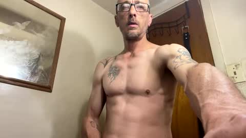 slim315488 online show from April 25, 5:43 pm