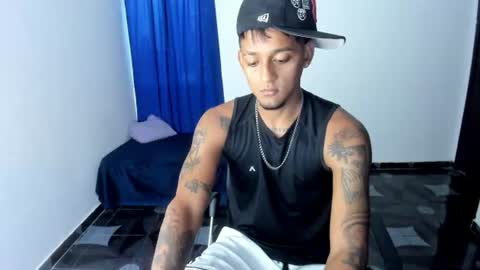 slim_master12 online show from June 29, 9:58 pm