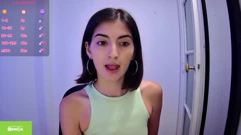 Snapshot of slimbaby69 chatting on February 26, 12:41 am Ivi online show from February 26, 12:41 am