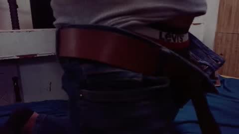 slimjimorange9 online show from February 7, 12:24 am