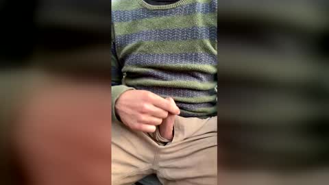 slocky9696 online show from December 19, 12:44 pm