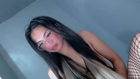 slut4attention online show from March 8, 5:55 am