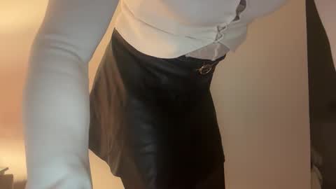 slutforbbc26y online show from December 20, 8:16 pm