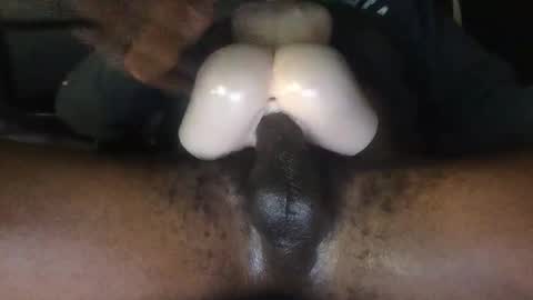 Snapshot of slutmybitchsout chatting on February 27, 12:14 am Lovemysluts online show from February 27, 12:14 am