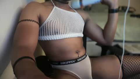 DeeLina online show from March 20, 3:50 pm