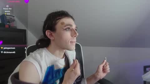 Natsu online show from December 5, 7:00 pm