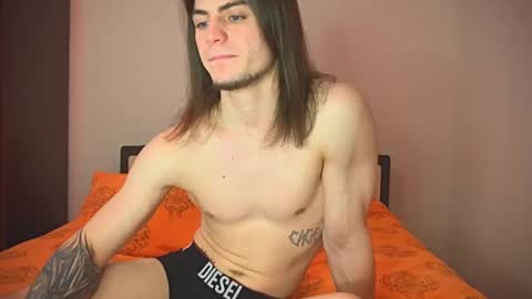 Gus online show from February 14, 4:15 am