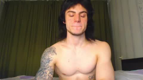 Gus online show from November 29, 4:03 pm