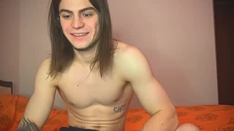 Gus online show from February 5, 4:06 am