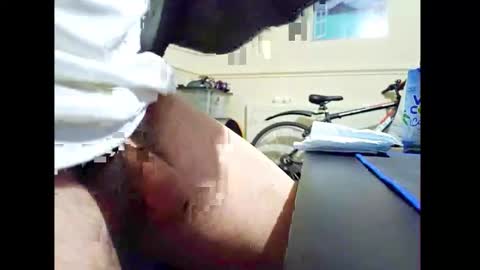 Small Hairy Uncut online show from March 18, 2:50 am