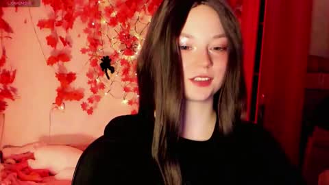 smallimpmeili online show from October 5, 8:05 pm