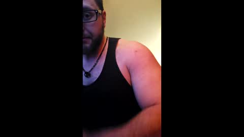 smalltownbighandsome online show from December 5, 10:25 am