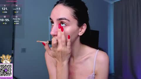 Elizabeth online show from June 2, 8:16 am