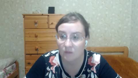 smart_rose online show from November 23, 12:30 am