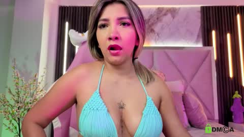 smile__1 online show from December 14, 11:05 am