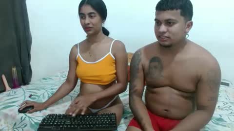 Smith y Mia online show from April 20, 11:08 pm