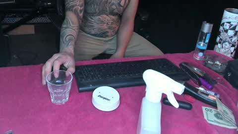 Snapshot of smokey915 chatting on February 7, 8:44 am Smokey915 online show from February 7, 8:44 am