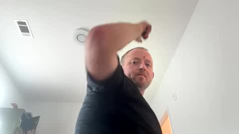 smokeymt420 online show from October 7, 8:05 pm