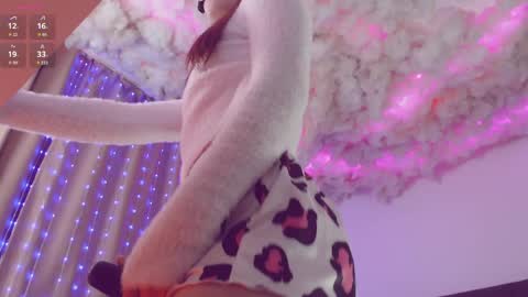 Sonja online show from April 11, 9:19 pm