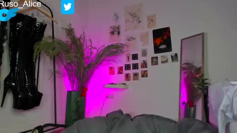   online show from March 3, 4:58 am