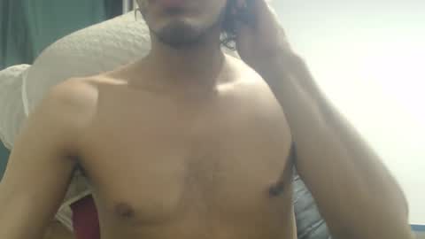 snackontime19 online show from December 2, 4:42 am