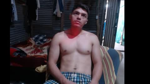 snakeguy08 online show from April 16, 1:33 pm