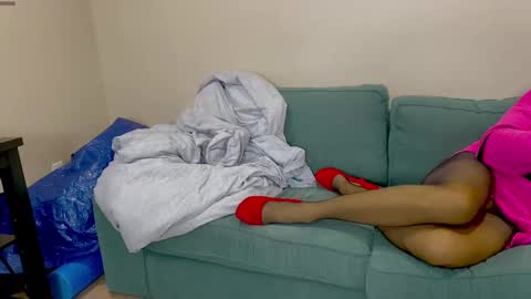 MISS SISSY CHERI online show from September 13, 1:57 pm