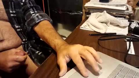 watchmecum online show from November 19, 4:50 pm