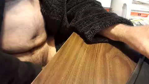 watchmecum online show from March 26, 3:39 pm