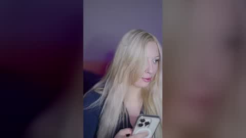 Snowy Bubbles online show from March 20, 10:59 pm