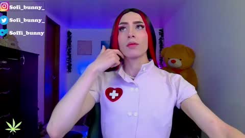 soffi_bunny_ online show from April 18, 8:49 am