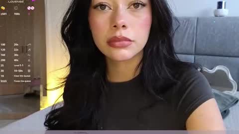 IG Soffimoon   I THANK YOU FOR LEAVING YOUR FOLLOW online show from February 20, 9:39 pm