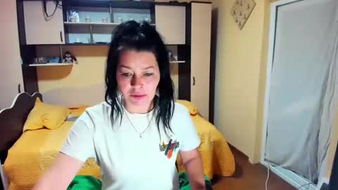 Soffy online show from May 13, 5:39 am