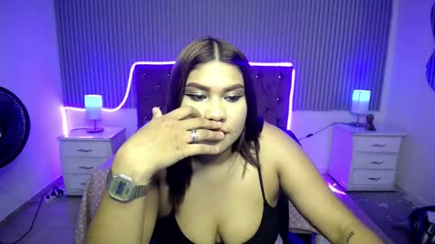 sofi_brunette_ online show from February 27, 3:10 am