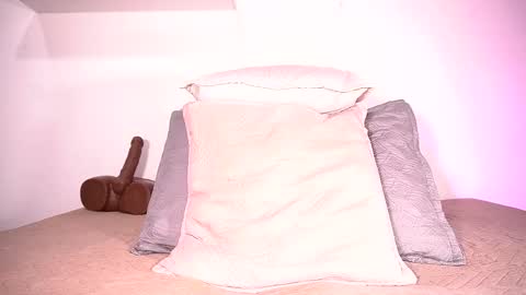 Sofia online show from October 5, 3:04 am