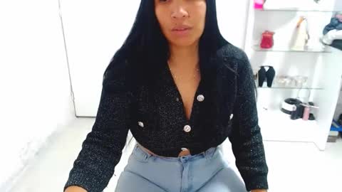 sofia vene  online show from September 18, 12:20 pm