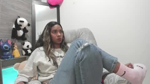 sofia86379 online show from March 12, 3:13 am