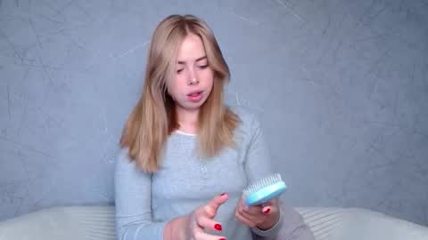 Sofia here online show from September 15, 12:34 am