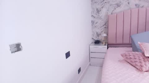 Sofia online show from December 14, 3:02 am