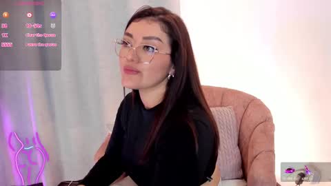 Snapshot of sofia_wilson_ chatting on March 7, 6:11 pm Sofia Wilson online show from March 7, 6:11 pm