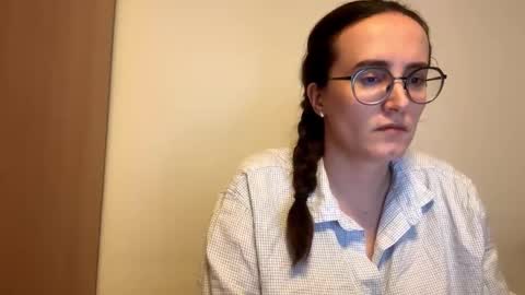 Sofia online show from March 12, 3:38 pm