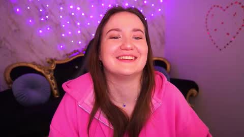 Sofie online show from March 6, 2:16 pm