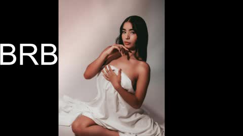  sofie  online show from March 31, 11:05 pm