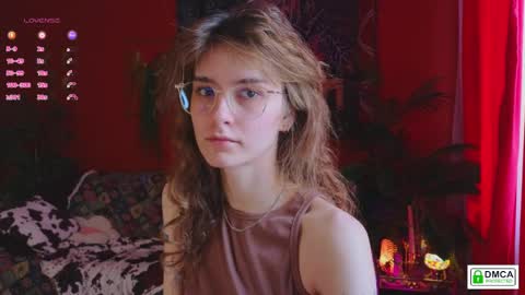 E online show from March 31, 9:43 am